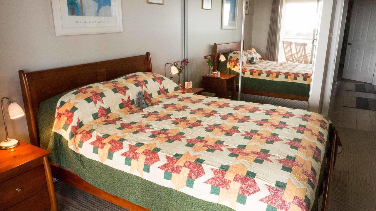 Rezare House Bed & Breakfast Валлару Экстерьер фото